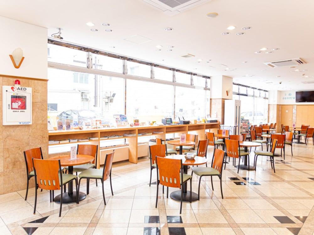 東横イン 旭川駅前 一条通 ホテル 3*